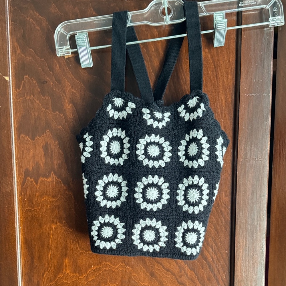 Zara Black and White Crochet Crop Top